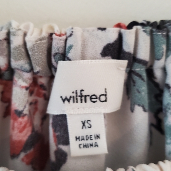 Aritzia Wilfred Silk Floral Off Shoulder Blouse - Picture 4 of 10